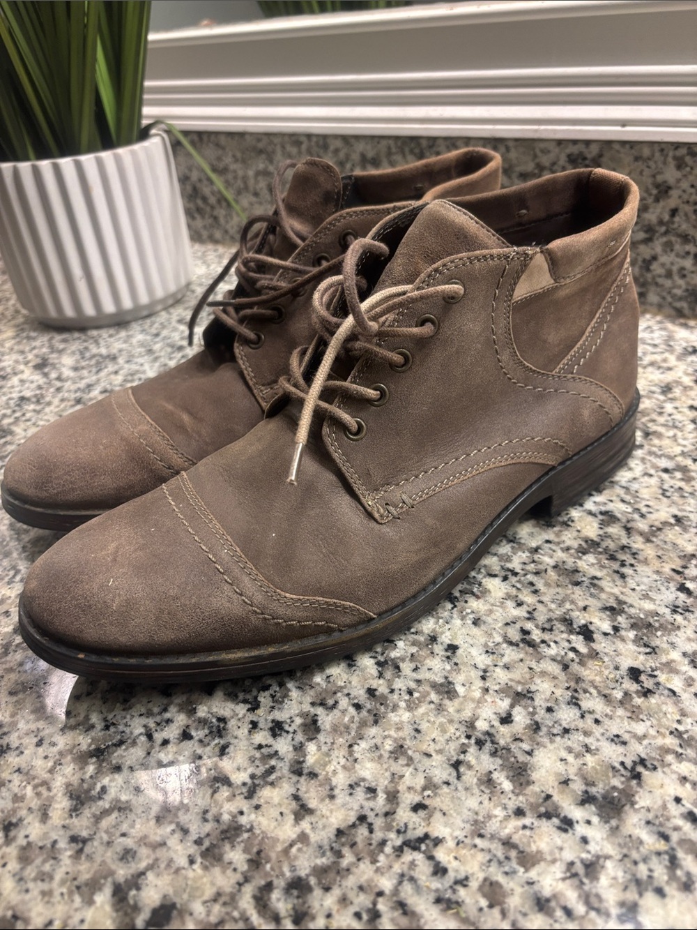 Clarks Men's Taupe Suede Chukka Boots